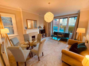 Garden Apartment, Central Harrogate with parking